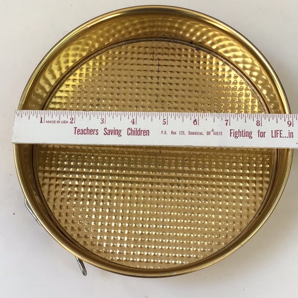 Gold Tone 9” Round Springform Cheesecake Cake Baking Pan - Picture 8 of 13